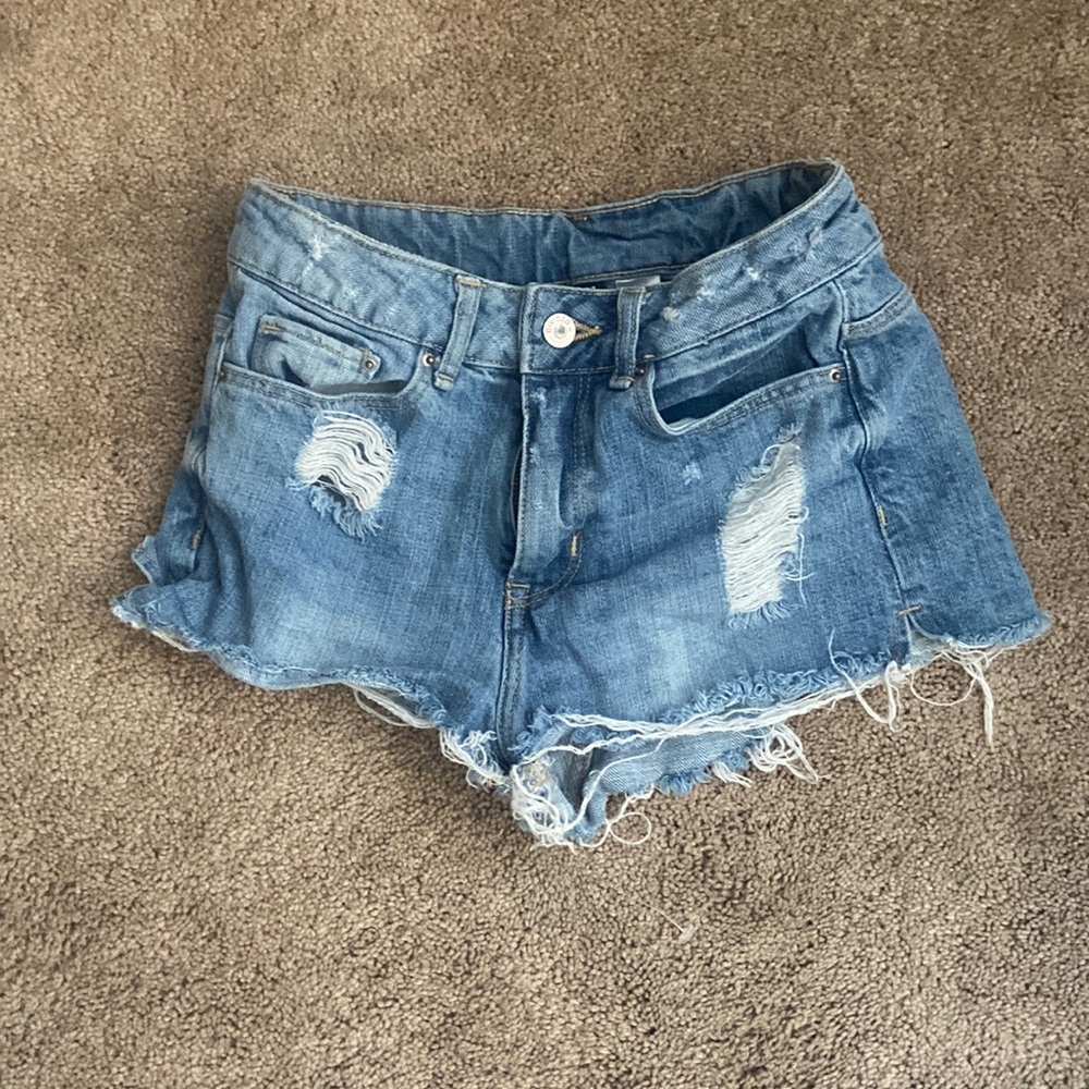 Divided (H&M) Mid-Rise, Jean Shorts (Junior)